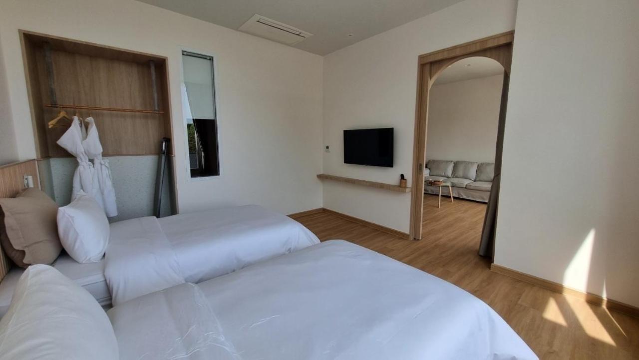 Punn Hotel Korat นครราชสีมา ภายนอก รูปภาพ